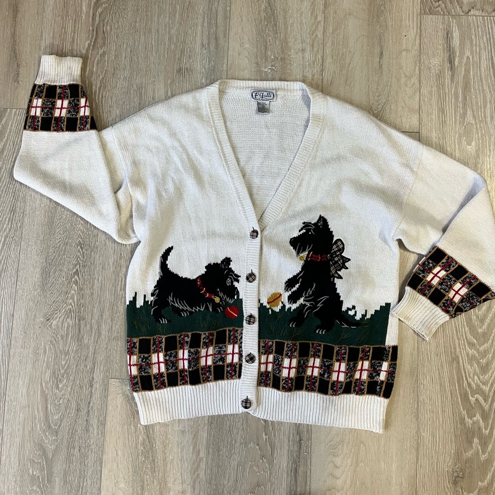 Vintage P Galli size large White Cardigan with Dog Pattern